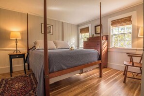 Classic Cottage, Garden View | 1 bedroom, iron/ironing board, free cribs/infant beds, free WiFi