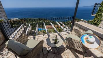 Comfort-Maisonette, 1 Schlafzimmer, Poolzugang, Meerblick | Blick vom Balkon