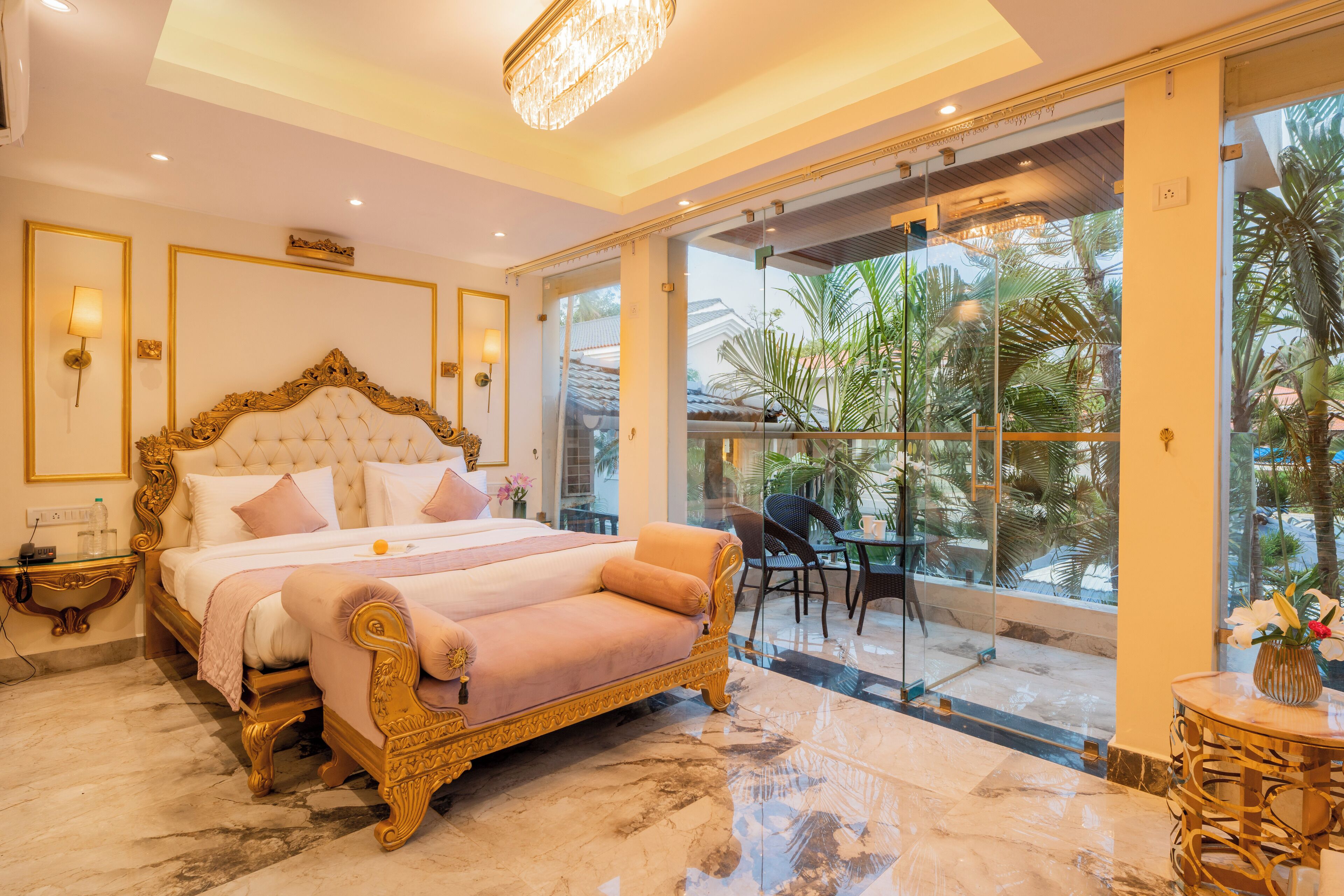 Emperor Ozran Royal suite | Iron/ironing board, free WiFi