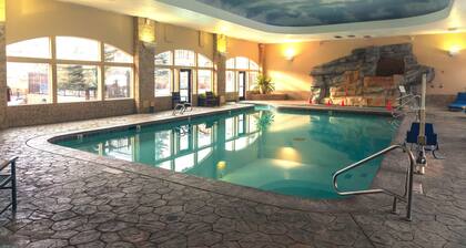 Villa 2057 2 Bed 2 Bath Full Kitchen 2 Bedroom Villa