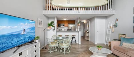 Appartement, 2 slaapkamers | Woonruimte | Smart-tv