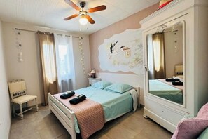 4 habitaciones, tabla de planchar con plancha y wifi gratis 