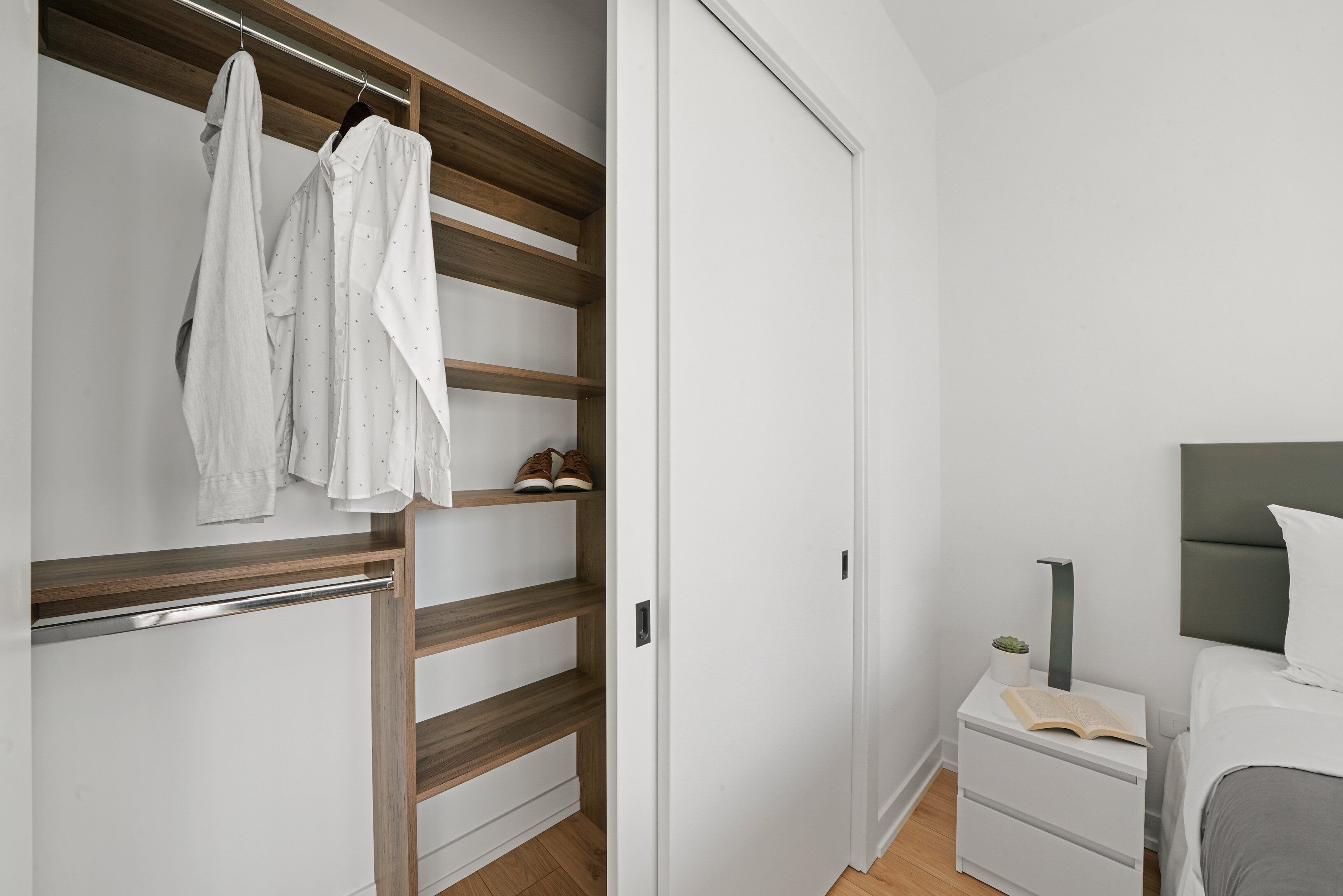 Luxury Meets Comfort: River North Rentals With Chic Style & Prime Chicago Access - Cícero, IL
