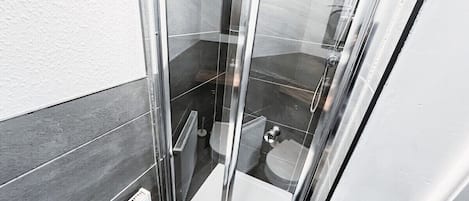 Comfort Double Room, 1 Double Bed, Non Smoking | Bathroom