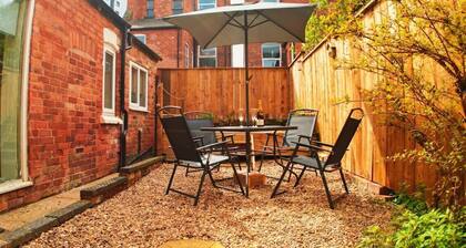 The Burford Hideaway