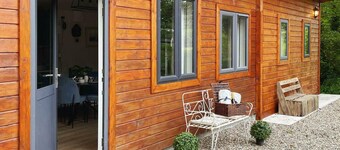 Scenic Countryside Cabin: Romantic & Pet-Friendly