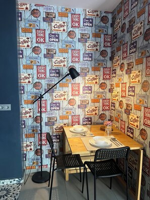 Dining - Stay in GAUTHIER studio K (Casablanca)