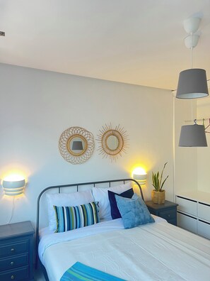 2 quartos, ferros/tábuas de passar roupa, Wi-Fi, roupa de cama