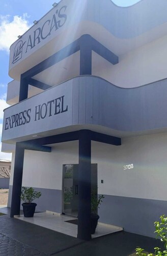 ARCA'S EXPRESS HOTEL