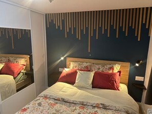 1 quarto, ferros/tábuas de passar roupa, Wi-Fi, roupa de cama