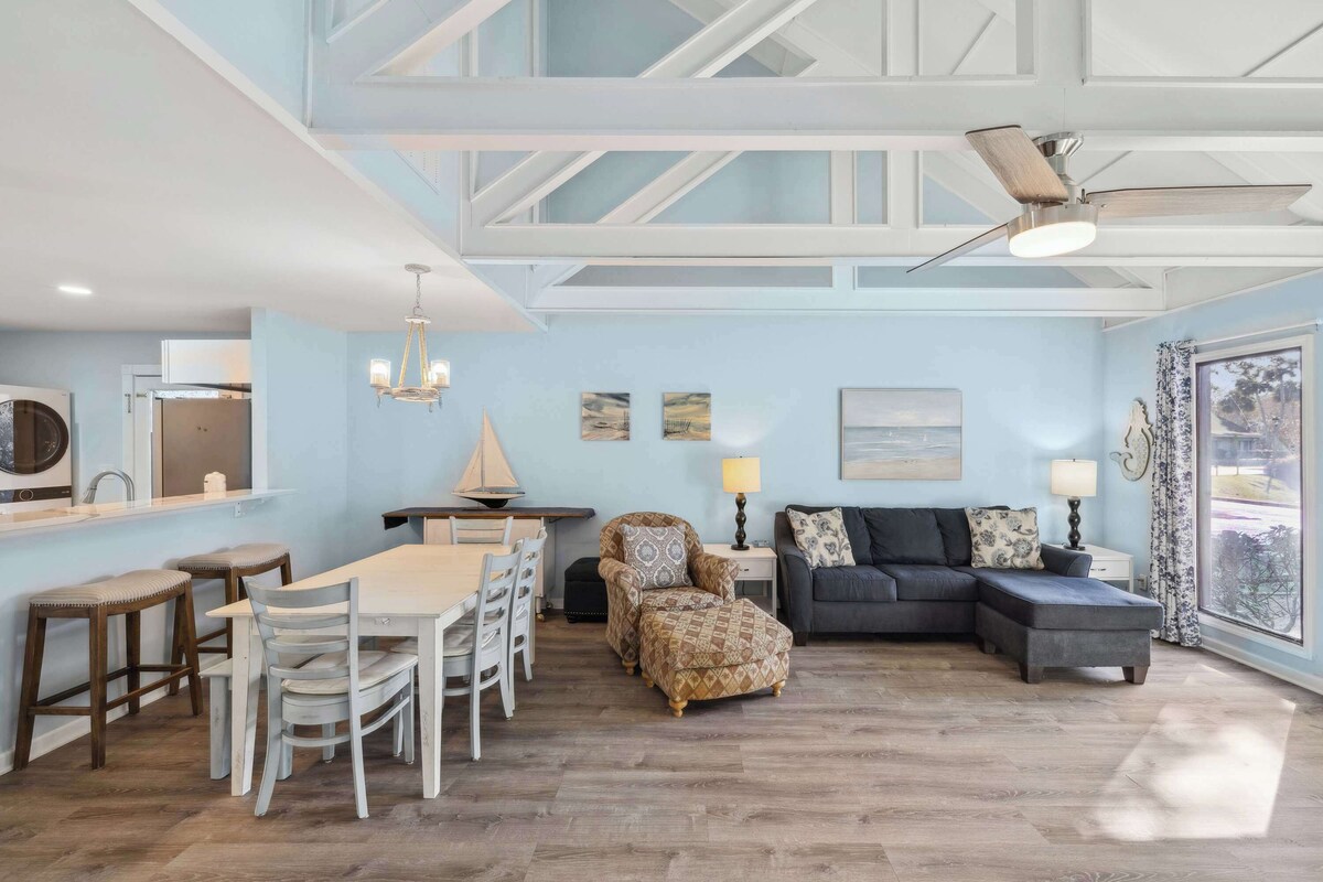 Island Stay, Perfect for Adventure & Relaxation!