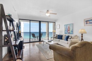 Smart TV - 🌴🌞🌴Beachfront Condo | Seasonally Heated Pool | Navarre Towers 1205🌴🌞🌴 (Navarre Beach)