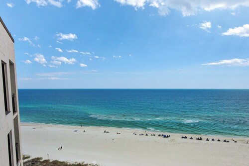 🌴🌞🌴Beachfront Condo | Seasonally Heated Pool | Navarre Towers 1205🌴🌞🌴