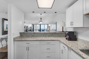 Fridge, microwave, oven, stovetop - 🌴🌞🌴Beachfront Condo | Seasonally Heated Pool | Navarre Towers 1205🌴🌞🌴 (Navarre Beach)