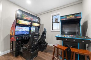 Spielezimmer