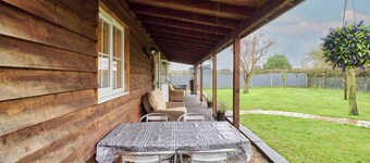 Host & Stay | Dovecote View