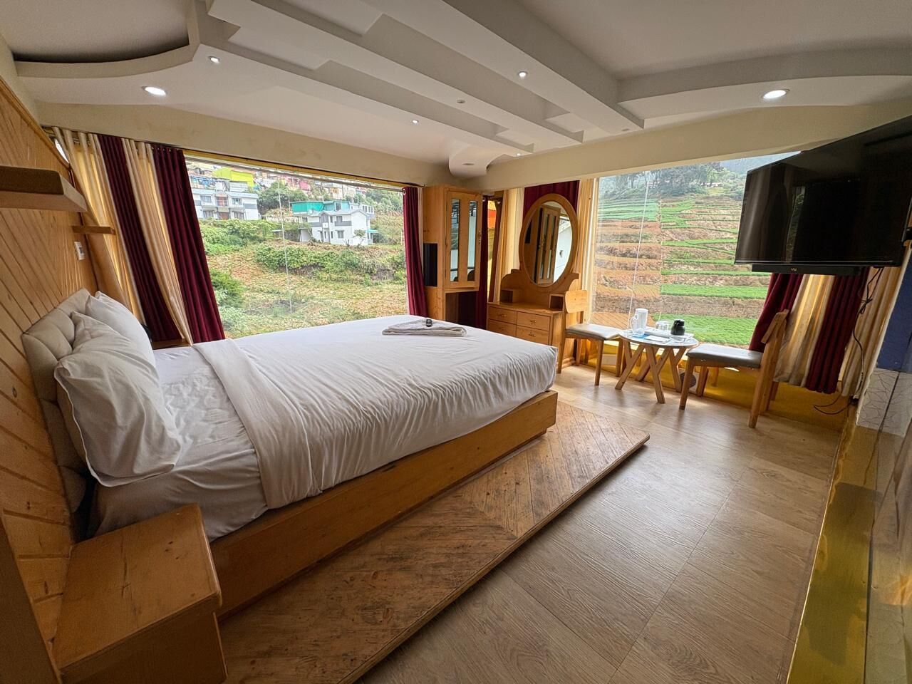 Panoramic Room, Hill View | Free WiFi