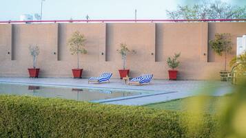 Alberca al aire libre