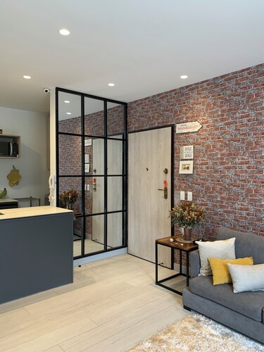 Modern 2-Bedroom Condo in Quito-Ideal for Remote Work & Nature Lovers