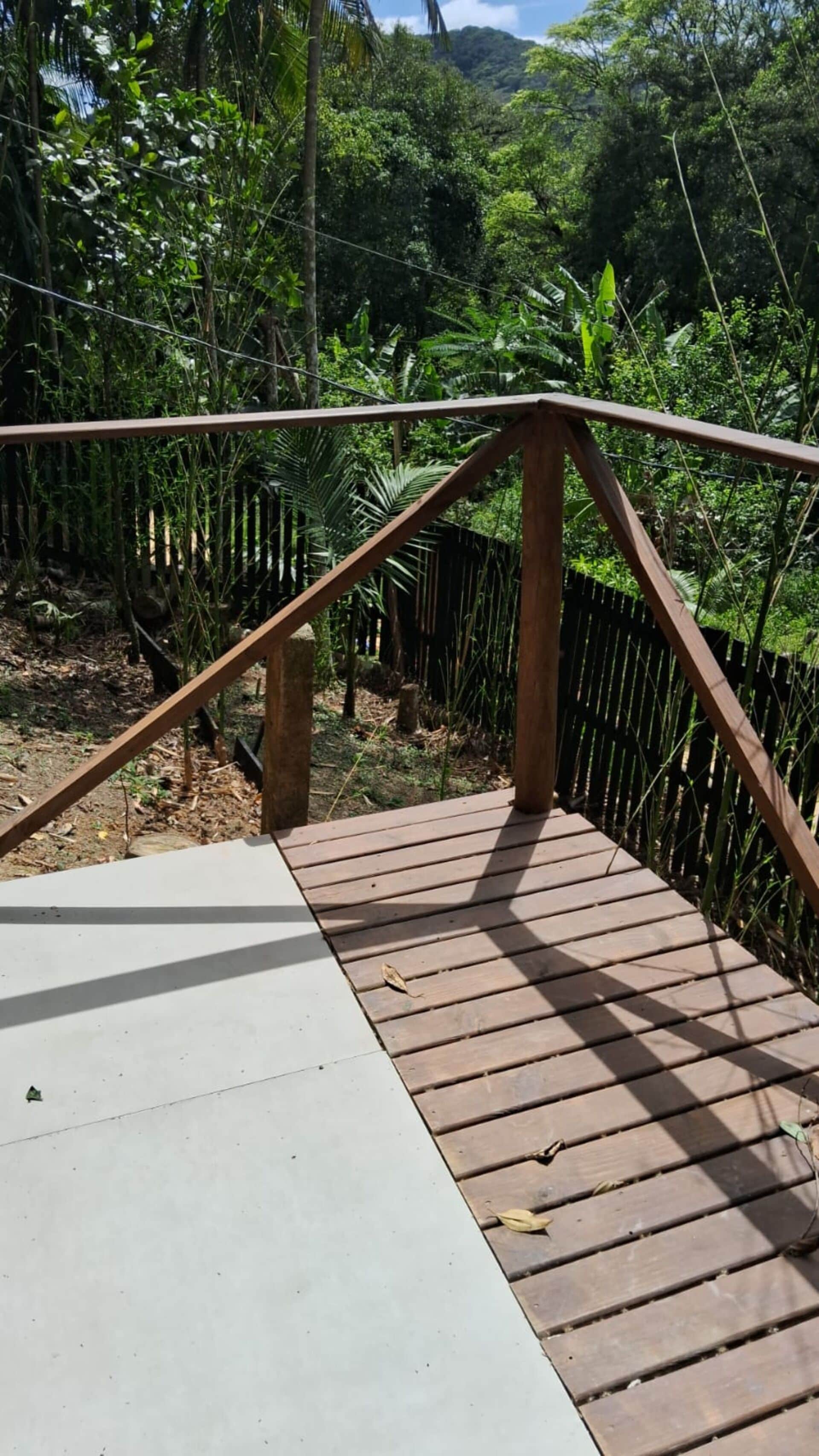 Cabana da Vovó Cida com Banheira de Hidromassagem - São João Batista - SC | Vista para o jardim