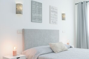 6 bedrooms, in-room safe, iron/ironing board, free WiFi