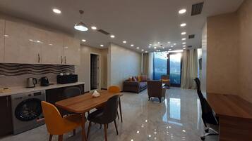 Standard Apartment, Mountain View | Living area