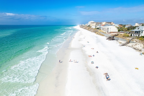 Blue Mountain "Drift Away" | 4BR | Pool Access | 2 BIkes