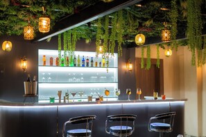 Bar (en la propiedad)