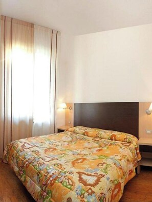 Double or Twin Room - Hotel Garibaldi (San Quirico d'Orcia)