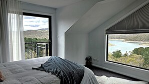 4 bedrooms, iron/ironing board, free WiFi, bed sheets - Lake Kami - Jindabyne (Jindabyne)