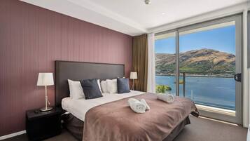 3 bedrooms, iron/ironing board, travel cot, WiFi