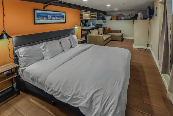 1 bedroom, desk, iron/ironing board, travel crib