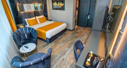 216 Silver Suite