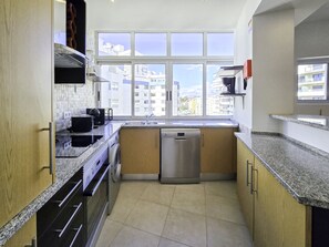 Fridge, microwave, oven, dishwasher