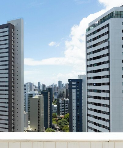 Flat 206 no Parque da Jaqueira-SH032