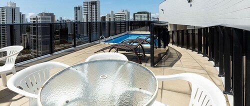 Flat 206 no Parque da Jaqueira-SH032
