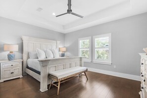 4 Schlafzimmer, Bügeleisen/Bügelbrett, kostenloses WLAN, Bettwäsche