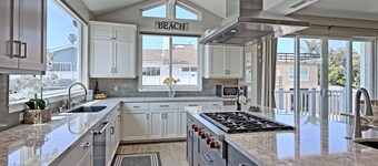 Walk To Beach, 20% Off Nov 20-23! Ocean Views!