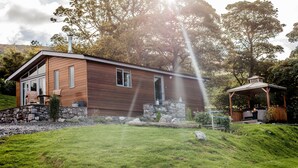 Exterior - Haven Lodge Kirkby In Furness -  a lodge that sleeps 2 guests  in 1 bedroom (Kirkby in Furness)
