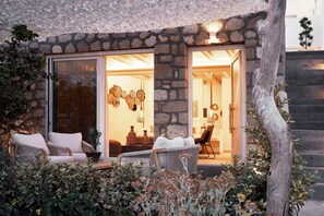 Exterior - Nirome Luxury Suites (Milos)