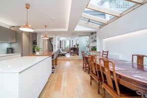 Appartement Luxe, vue ville | Cuisine privée