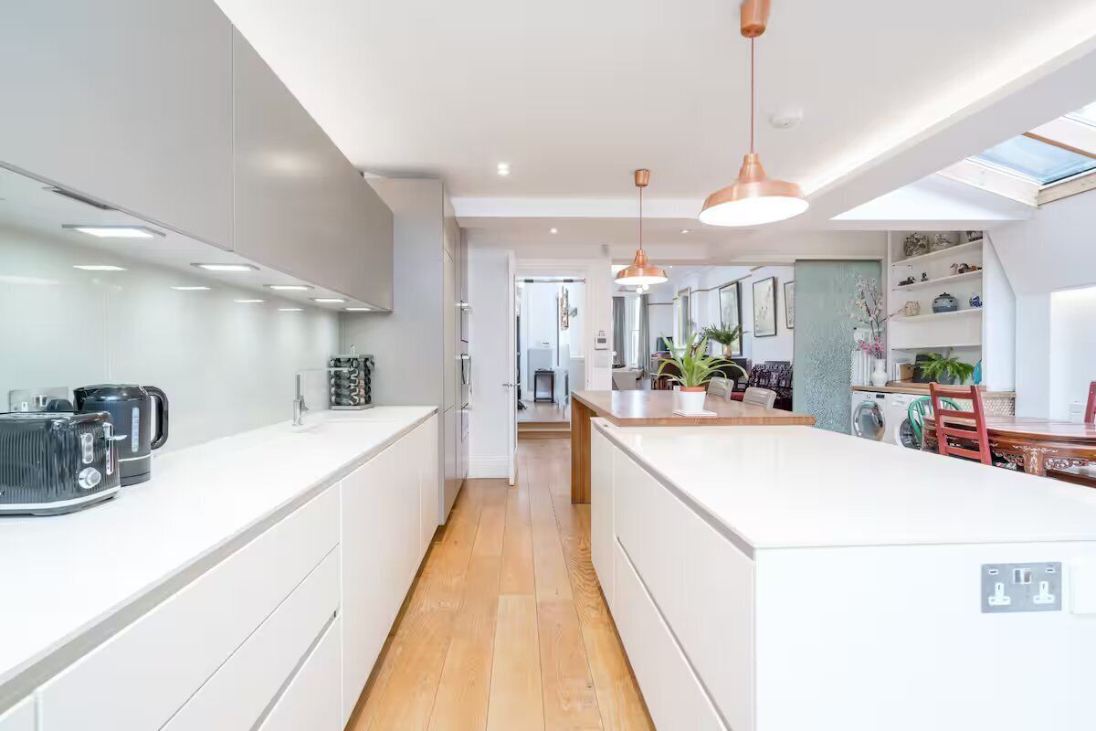 Appartement Luxe, vue ville | Cuisine privée | Cafetière/bouilloire, bouilloire électrique