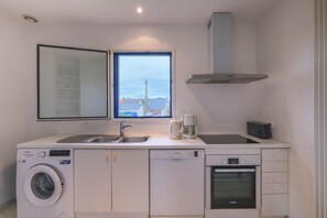 Fridge, microwave, oven, dishwasher - Ker Kelly - A 5 min de la plage (La Turballe)