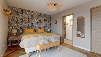 2 chambres, fer et planche Ă repasser, Wi-Fi gratuit, draps fournis