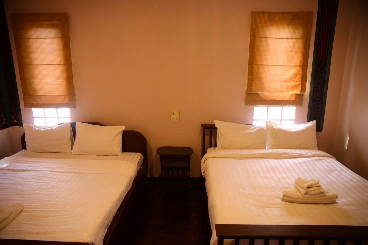 Wifi gratis y ropa de cama 