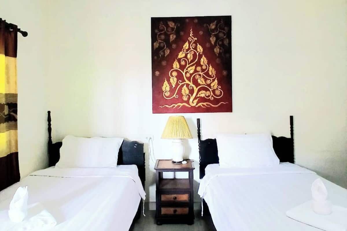 Superior Twin Room | Free WiFi, bed sheets