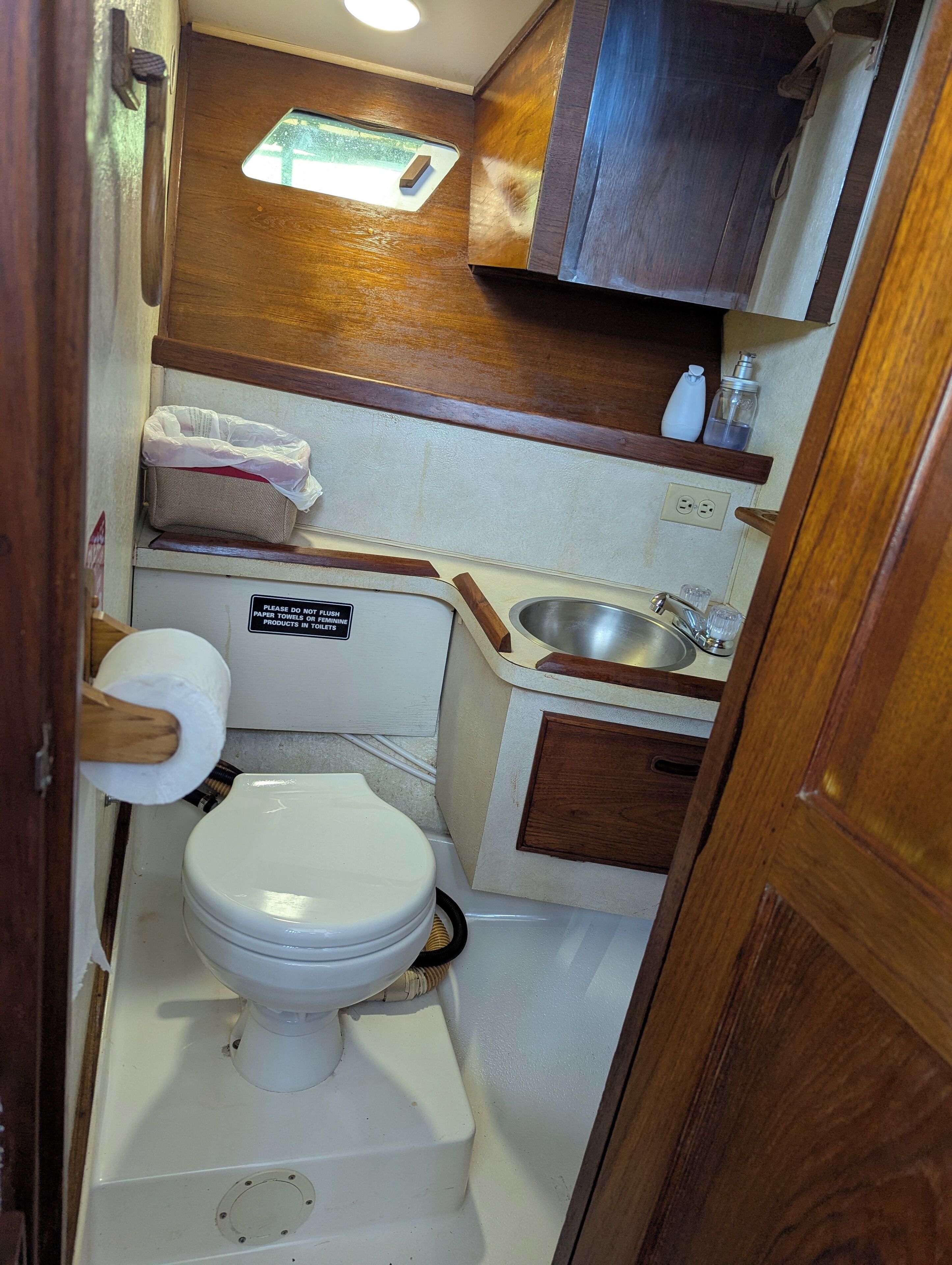 Towels, toilet paper