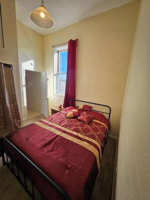 2 habitaciones, wifi gratis y ropa de cama 