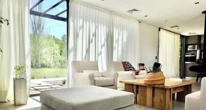 Valle de Uco Modern Chic w/ pool