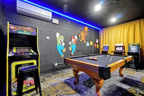 Games room - Magical 8-Bedroom Disney Area Retreat w/ Private Pool & Themed Rooms! (Kissimmee)